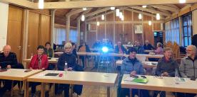 Die Teilnehmenden aus Wetzlar Dutenhofen l&auml;cheln in die Kamera.